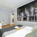 Bright Apartment Near Old Town And Wawel By Noclegi Renters